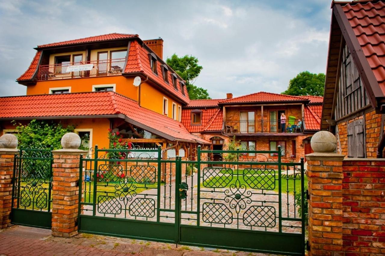 Villa Akacja Леба Экстерьер фото